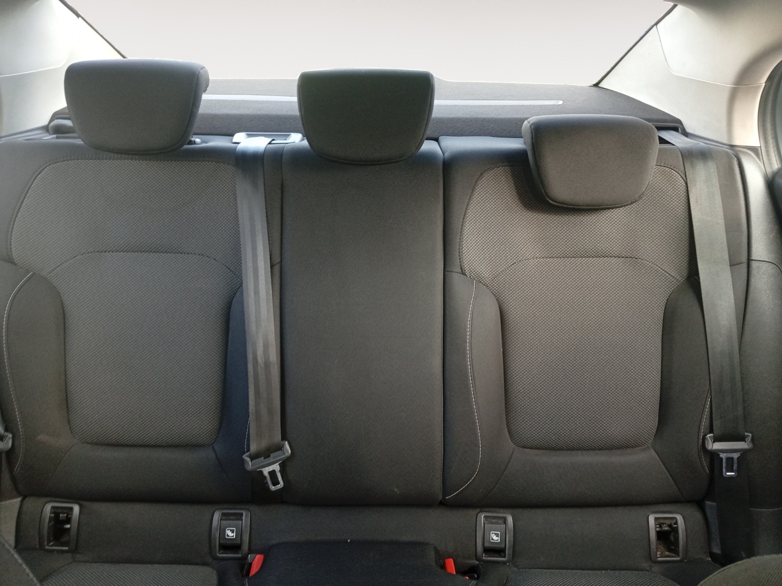 RENAULT MEGANE-RENAULT MEGANE MEGANE SEDAN IV - PH1 - 1.5 DCI LIFE BVM 90CH-image-10