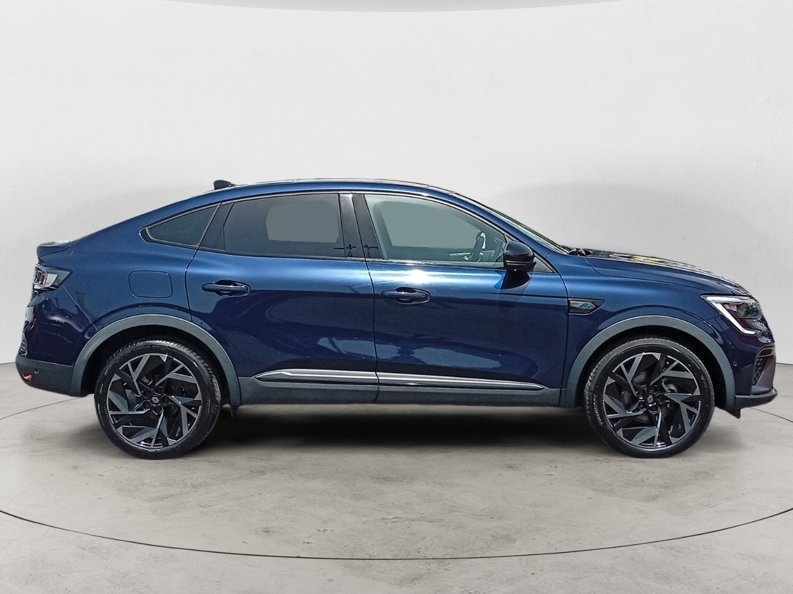 RENAULT ARKANA-RENAULT ARKANA ARKANA I - PH1 - 1.6 E-TECH  HEV ESPRIT ALPINE BVA 145CH-image-4
