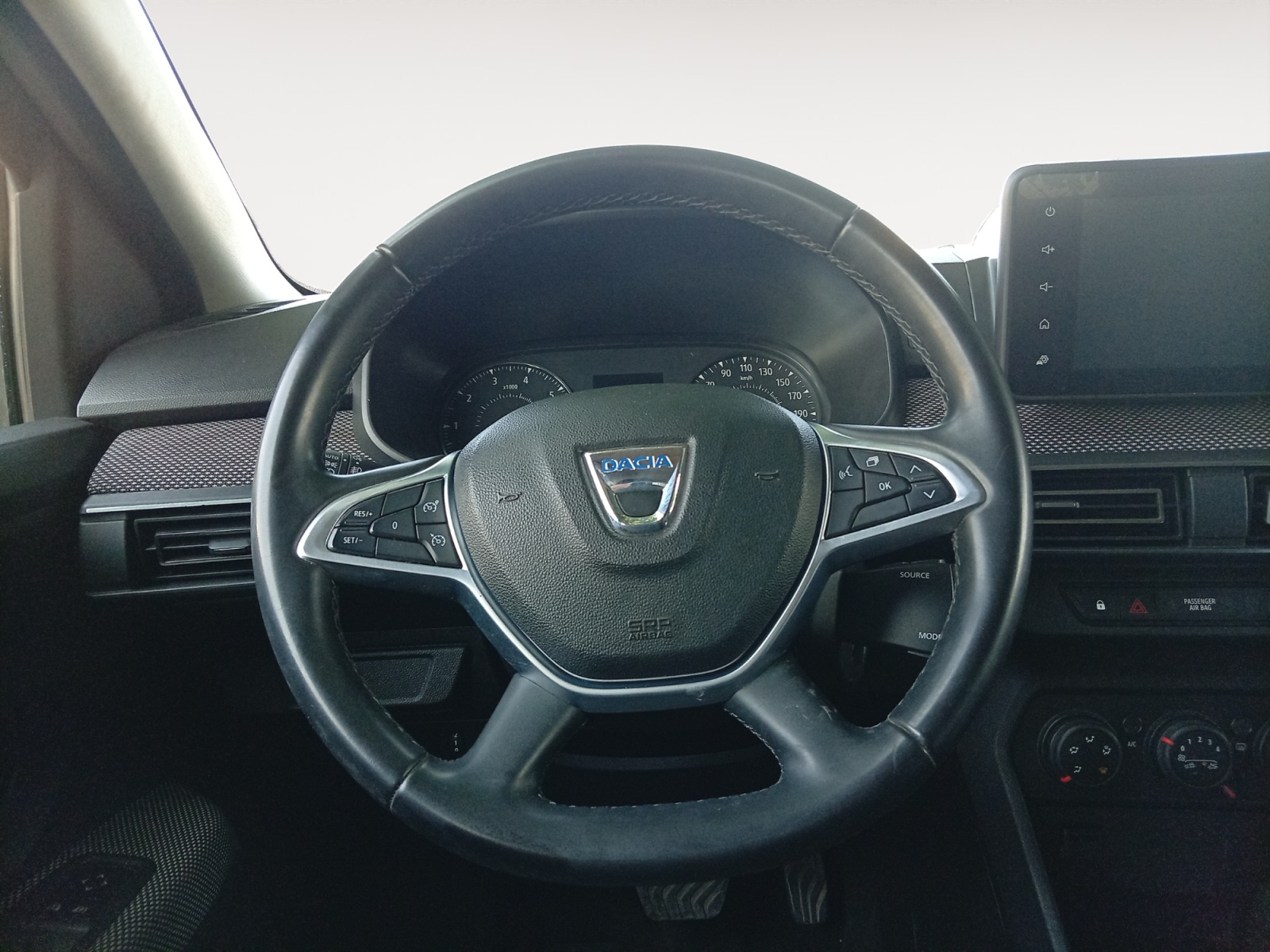 DACIA LOGAN-DACIA LOGAN LOGAN III - PH1 - 1.0 TCE 100 CVT CONFORT BVA 100CH-image-9