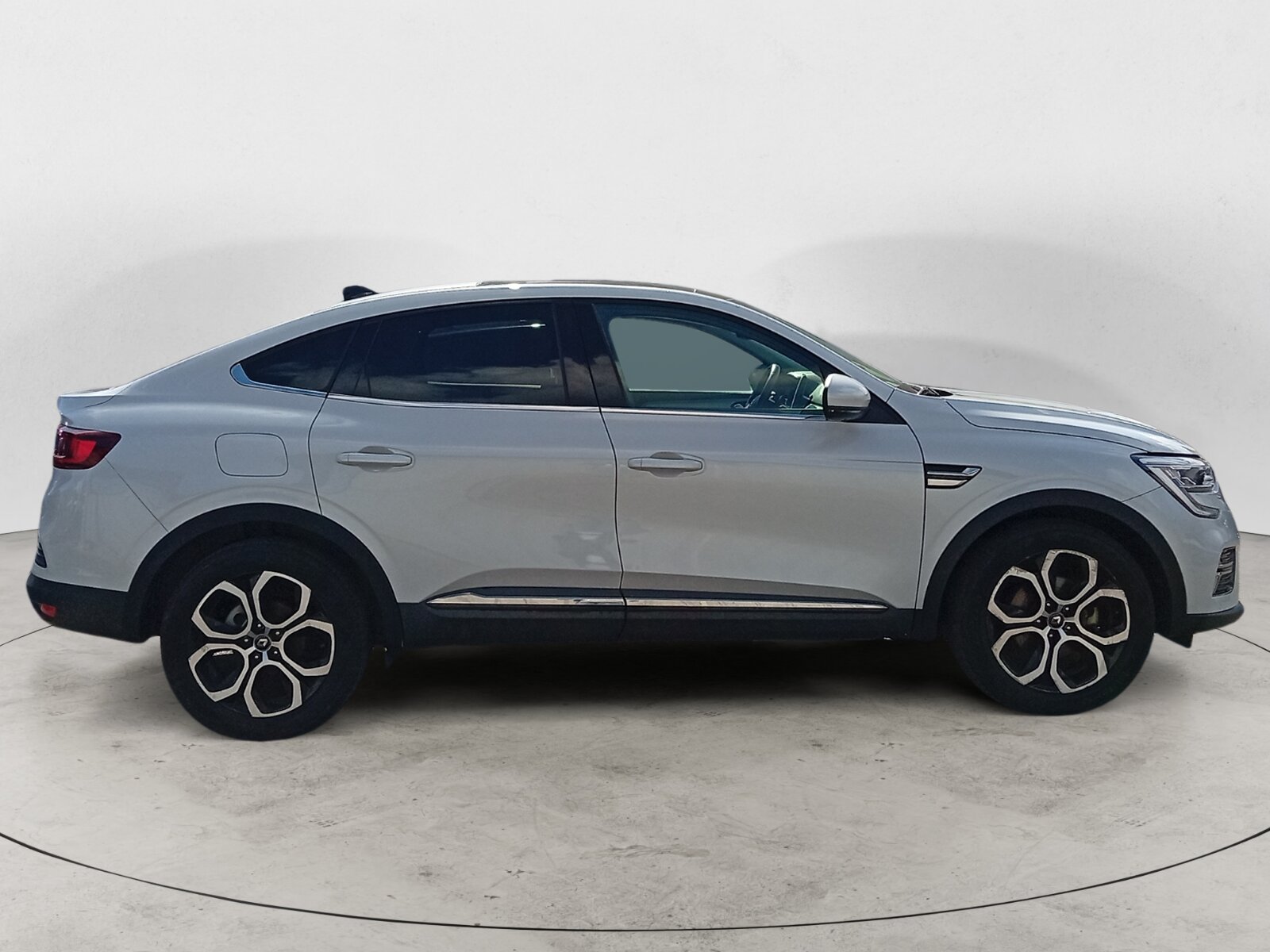 RENAULT ARKANA-RENAULT ARKANA 1.6-ETECH-145-HEV-TECHNO-image-4