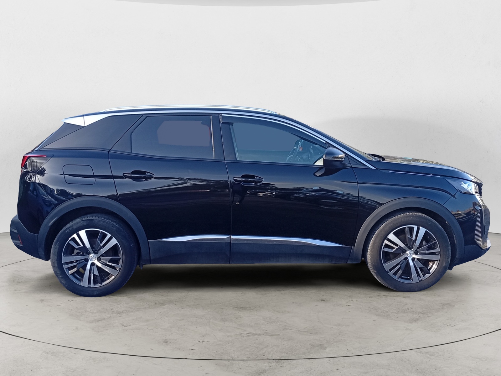 PEUGEOT 3008-PEUGEOT 3008 3008 II - PH2 - 1.5 BLUEHDI ALLURE BVA 130CH-image-4