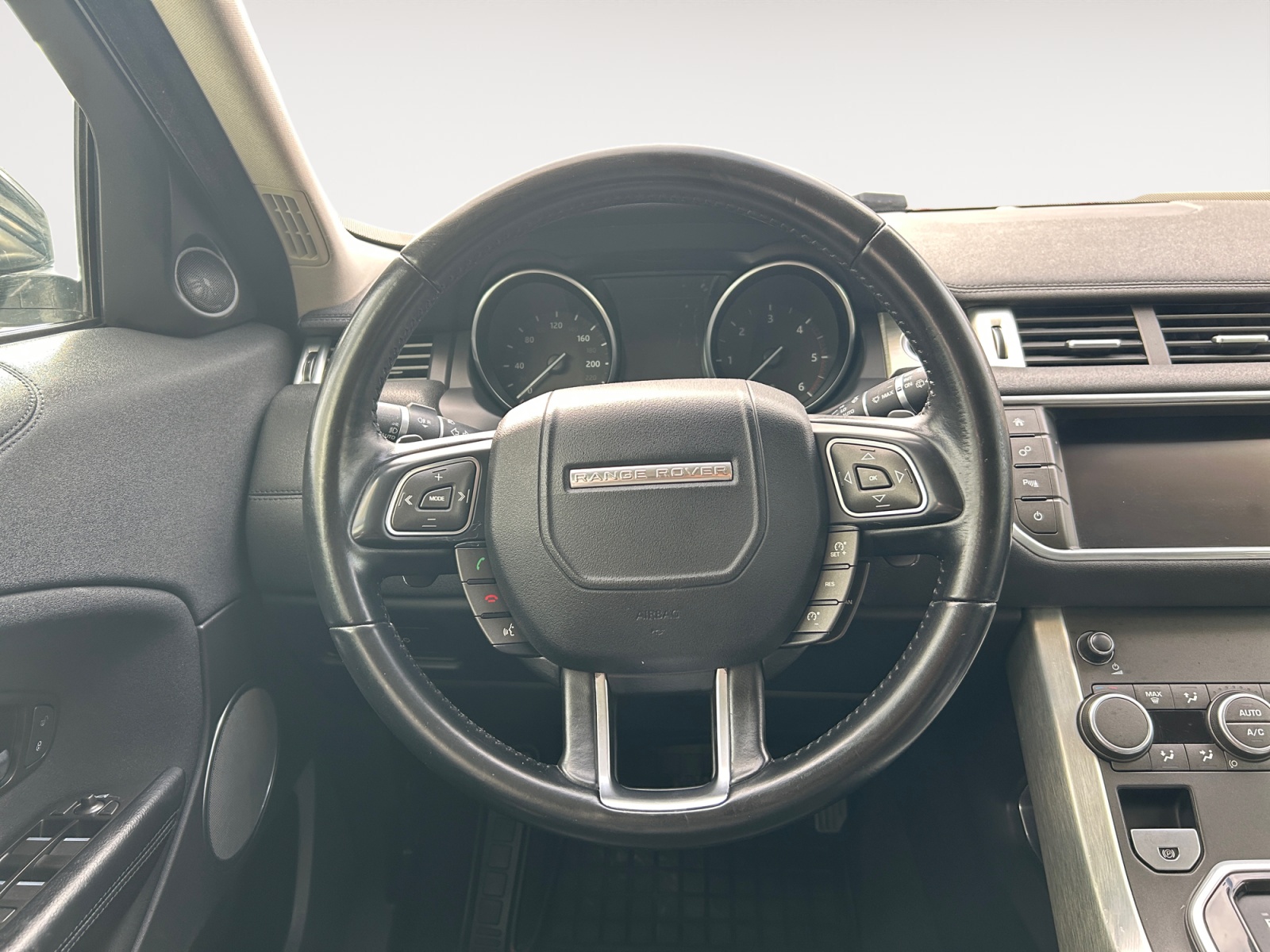LAND ROVER RANGE ROVER EVOQUE-LAND ROVER RANGE ROVER EVOQUE 2.0 D I4 204 4WD AUTOBIOGRAPHY-image-9
