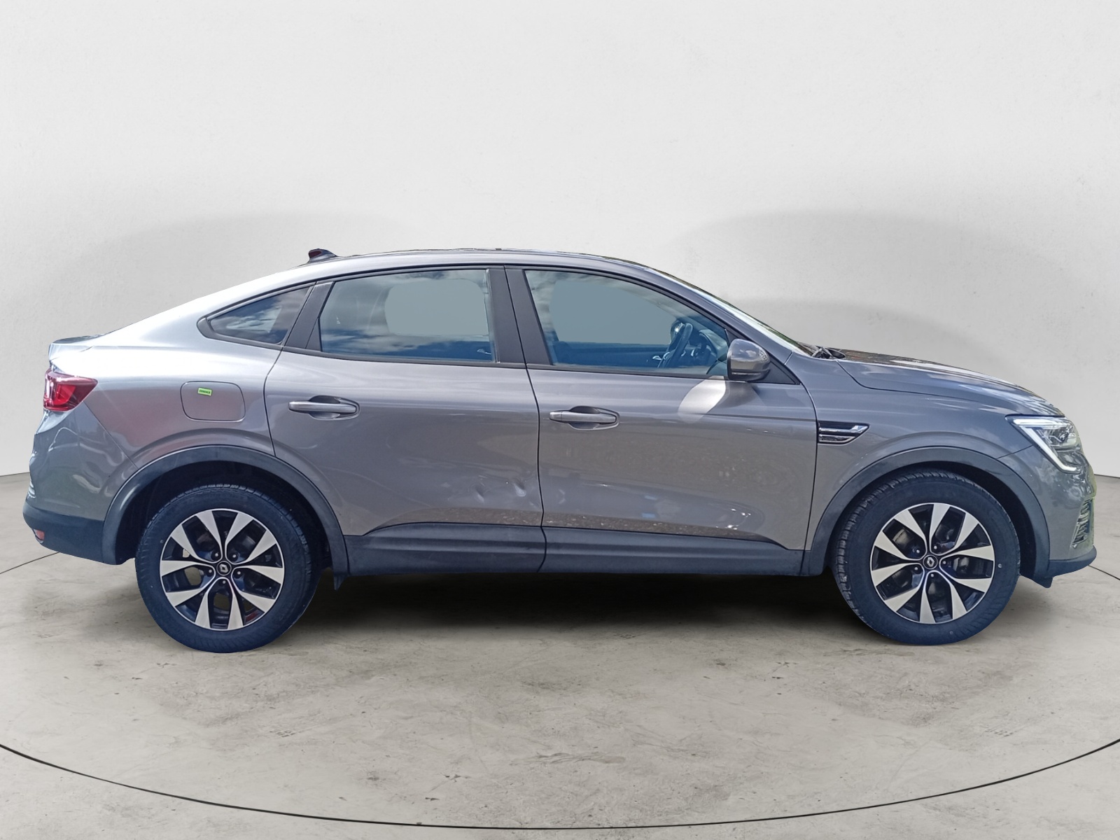 RENAULT ARKANA-RENAULT ARKANA ARKANA I - PH1 - 1.6 E-TECH FULL HYBRID EQUILIBRE BVA 145CH-image-4