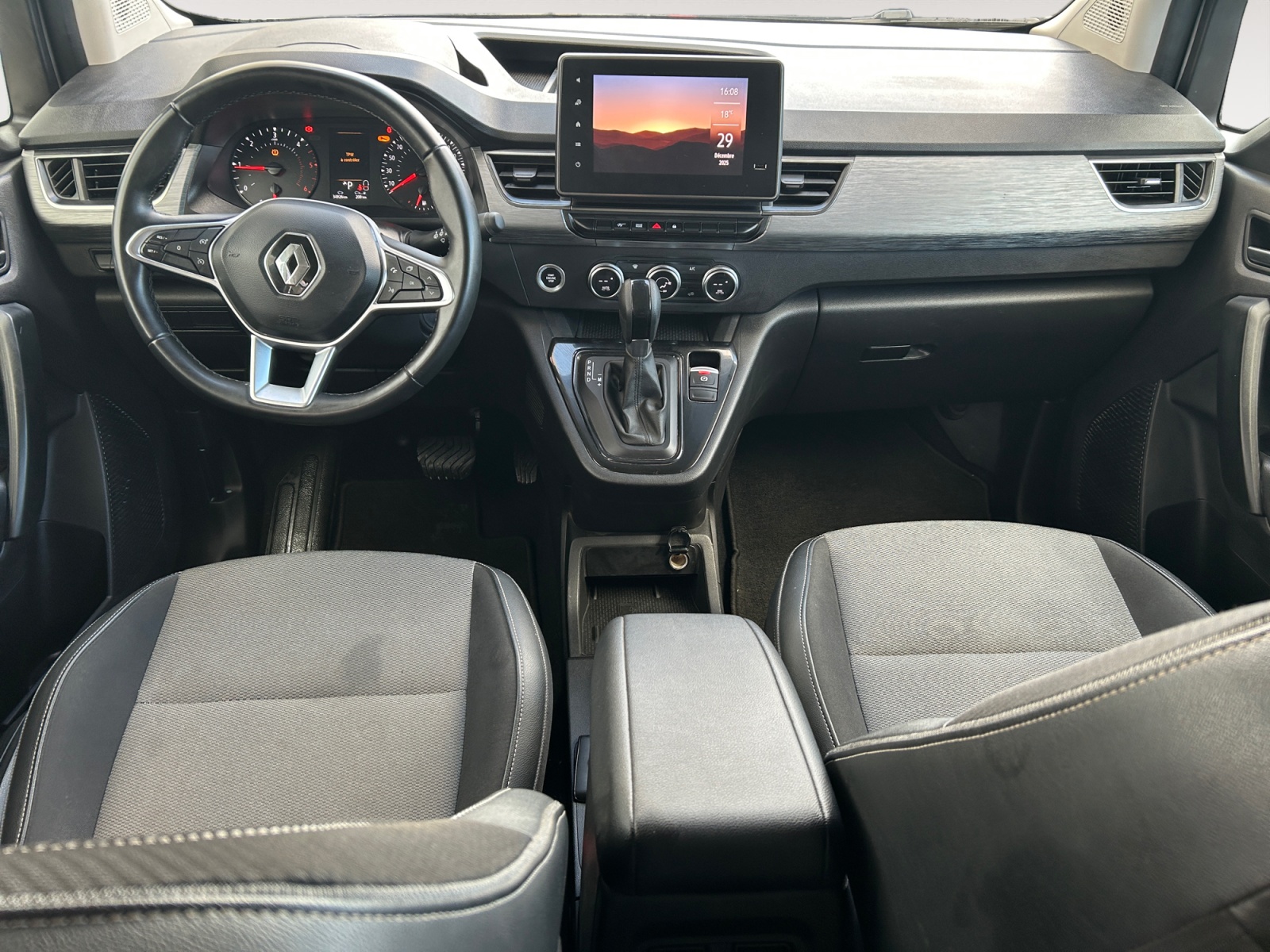 RENAULT KANGOO-RENAULT KANGOO KANGOO III - PH1 - 1.5 BLUE DCI BVA TECHNO BVA 115CH-image-5