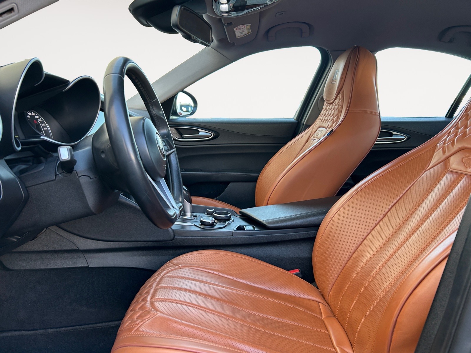 ALFA ROMEO GIULIA-ALFA ROMEO GIULIA 2.2 JTDM 190 AT8 SPRINT-image-6