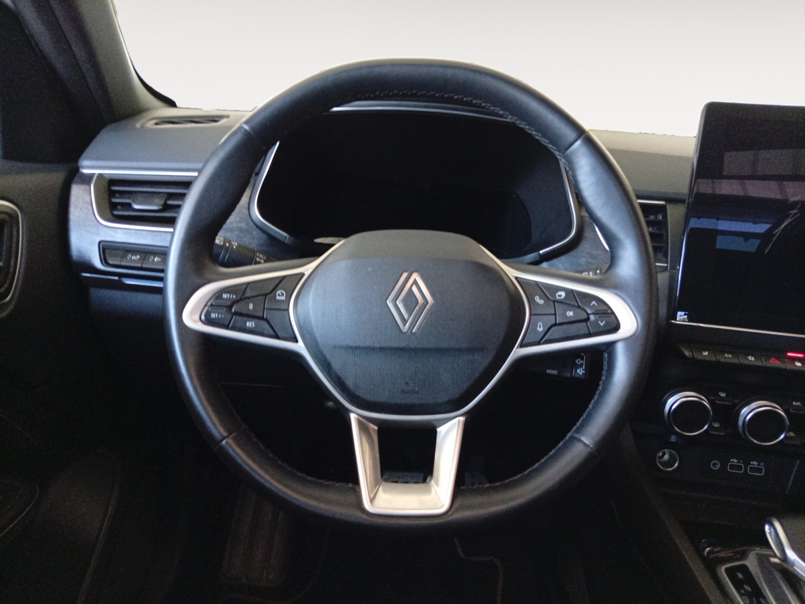RENAULT ARKANA-RENAULT ARKANA ARKANA I - PH1 - 1.6 E-TECH  HEV ESPRIT ALPINE BVA 145CH-image-9