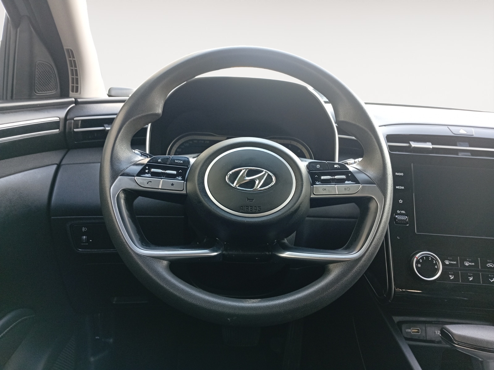 HYUNDAI TUCSON-HYUNDAI TUCSON TUCSON IV - PH1 - 1.6 CRDI PRESTIGE PLUS DCT 134CH-image-9