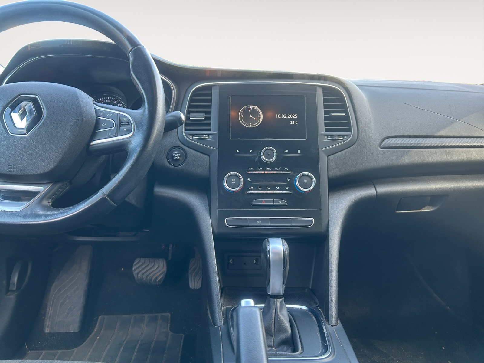 RENAULT MEGANE-RENAULT MEGANE MEGANE SEDAN IV - PH2 - 1.5 DCI AUTHENTIC BVA 114CH-image-7