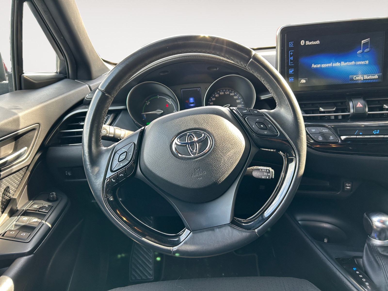 TOYOTA C-HR-TOYOTA C-HR C-HR I - PH1 - DYNAMIC + 2WD CVT 98CH-image-9