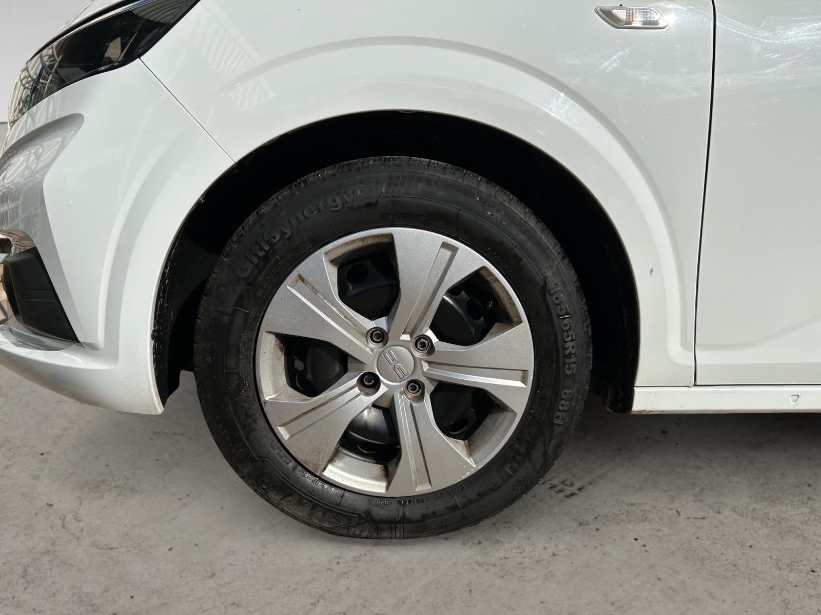 DACIA LOGAN-DACIA LOGAN LOGAN III - PH1 - 1.0 TCE ESSENTIEL BVM 100CH-image-11