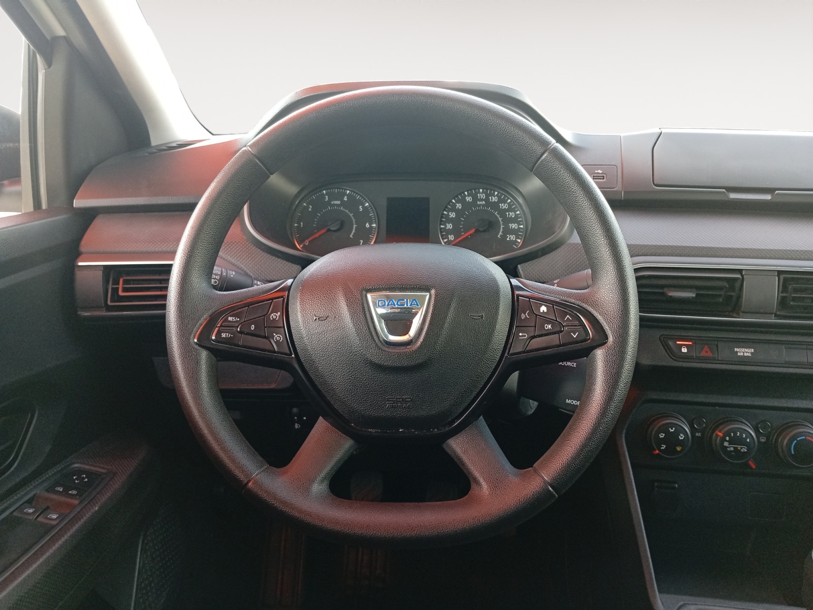 DACIA LOGAN-DACIA LOGAN LOGAN III - PH1 - 1.5 DCI 95 ESSENTIEL BVM 95CH-image-9