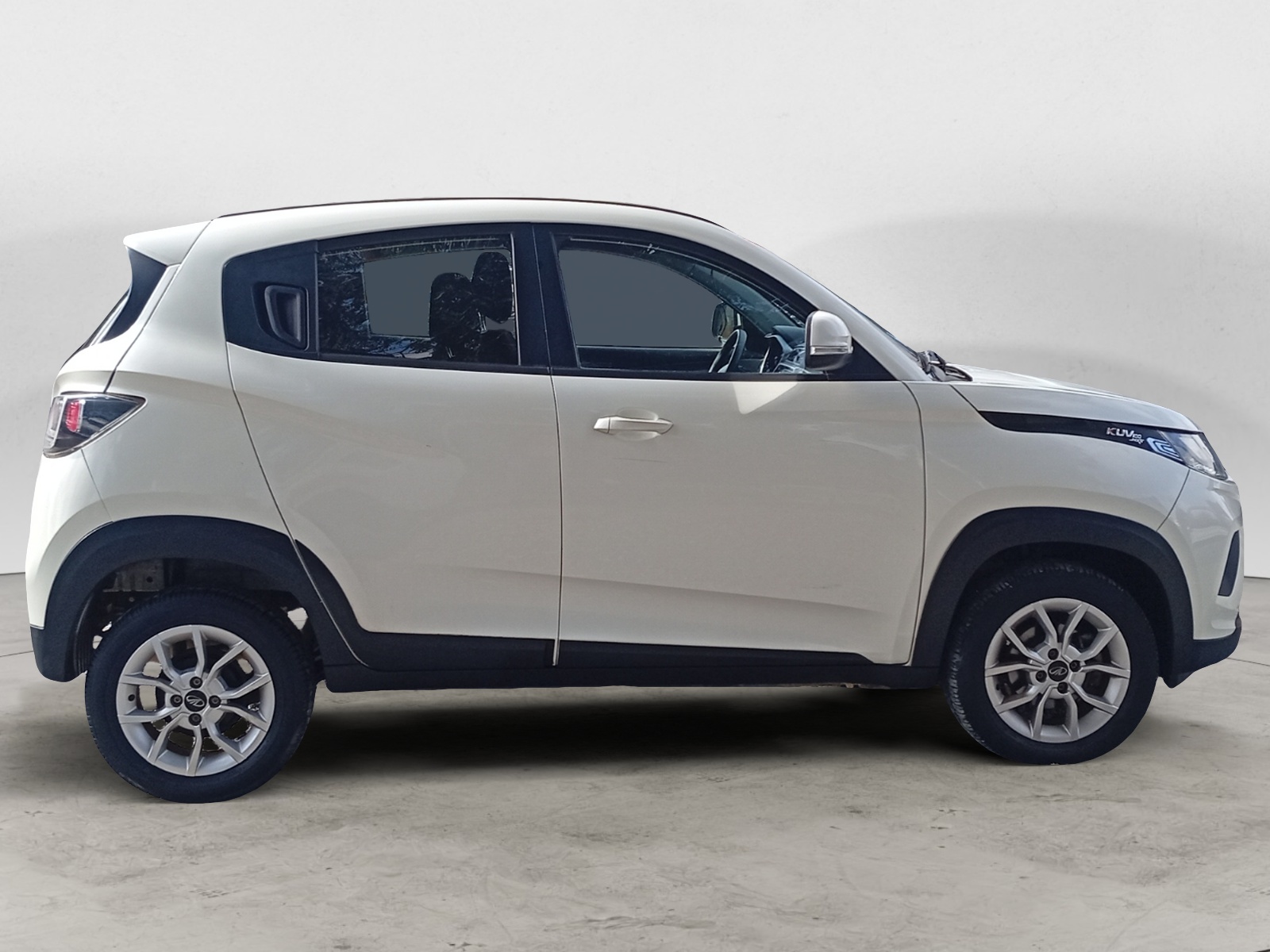 MAHINDRA KUV 100-MAHINDRA KUV 100 KUV 100 I - PH1 - 1.2  MFALCON G80 K8+ BVM 82CH-image-4