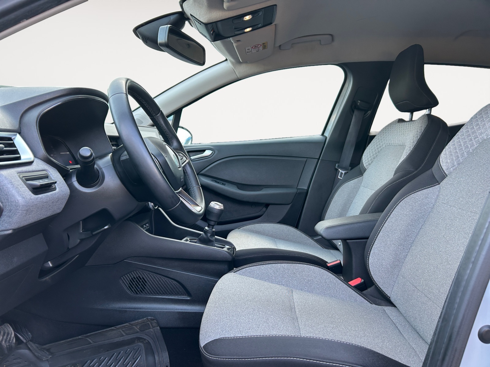 RENAULT CLIO-RENAULT CLIO CLIO V - PH2 - 1.5 DCI EQUILIBRE BVM 115CH-image-6