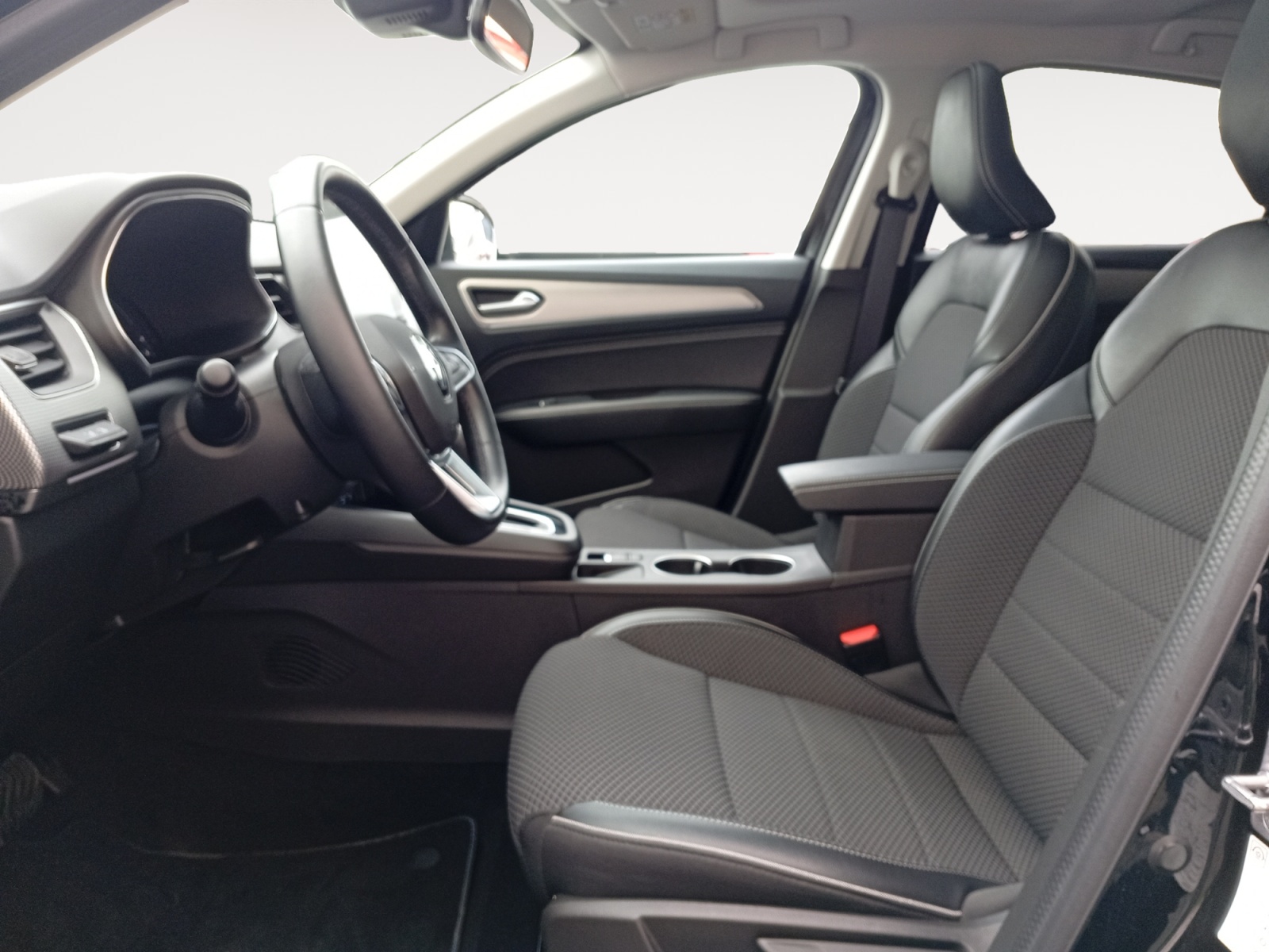 RENAULT ARKANA-RENAULT ARKANA ARKANA I - PH1 - 1.6 E-TECH HEV TECHNO BVA 146CH-image-6