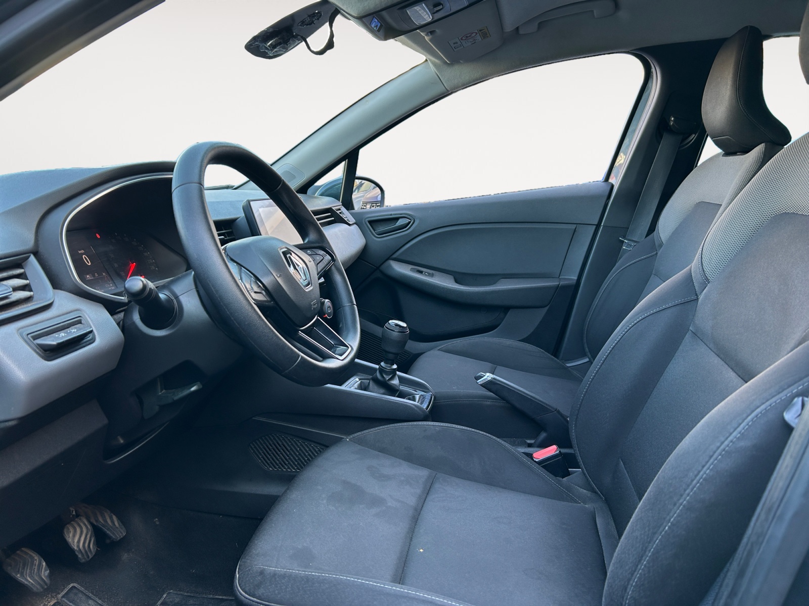 RENAULT CLIO-RENAULT CLIO CLIO V - PH2 - 1.5 DCI AUTHENTIC BVM 115CH-image-6