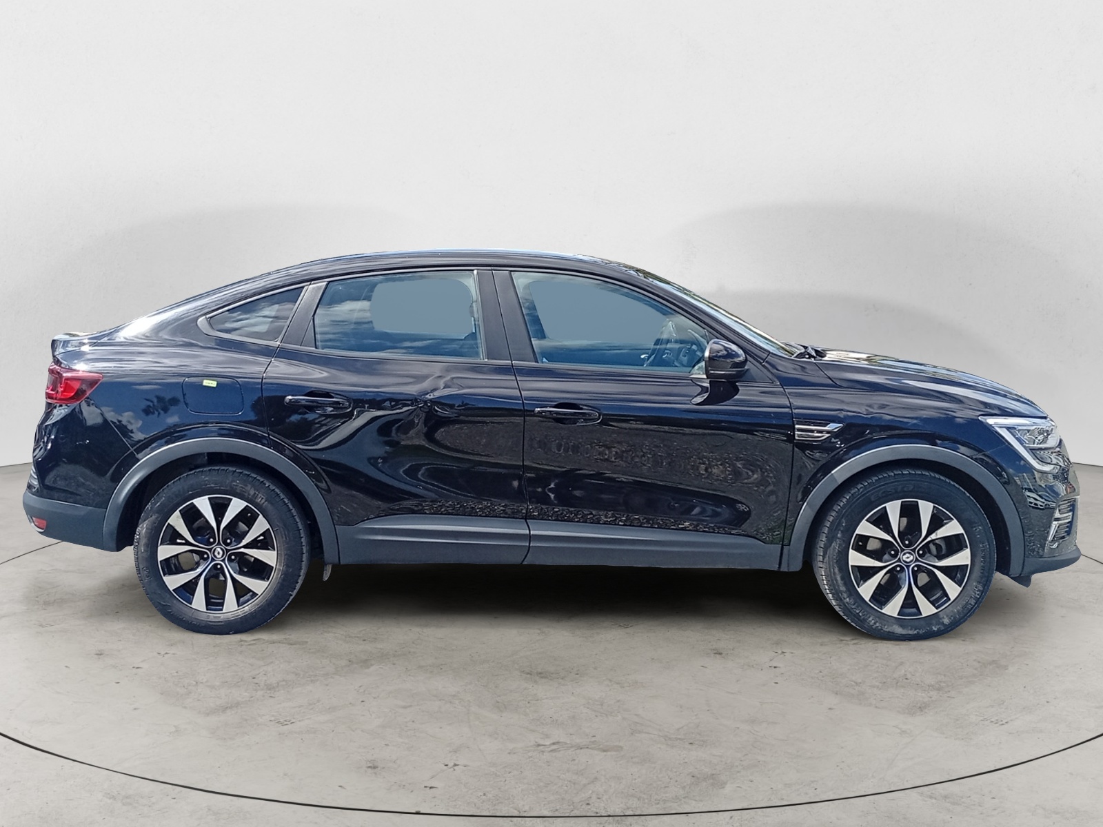 RENAULT ARKANA-RENAULT ARKANA ARKANA I - PH1 - 1.6 E-TECH FULL HYBRID EQUILIBRE BVA 145CH-image-4