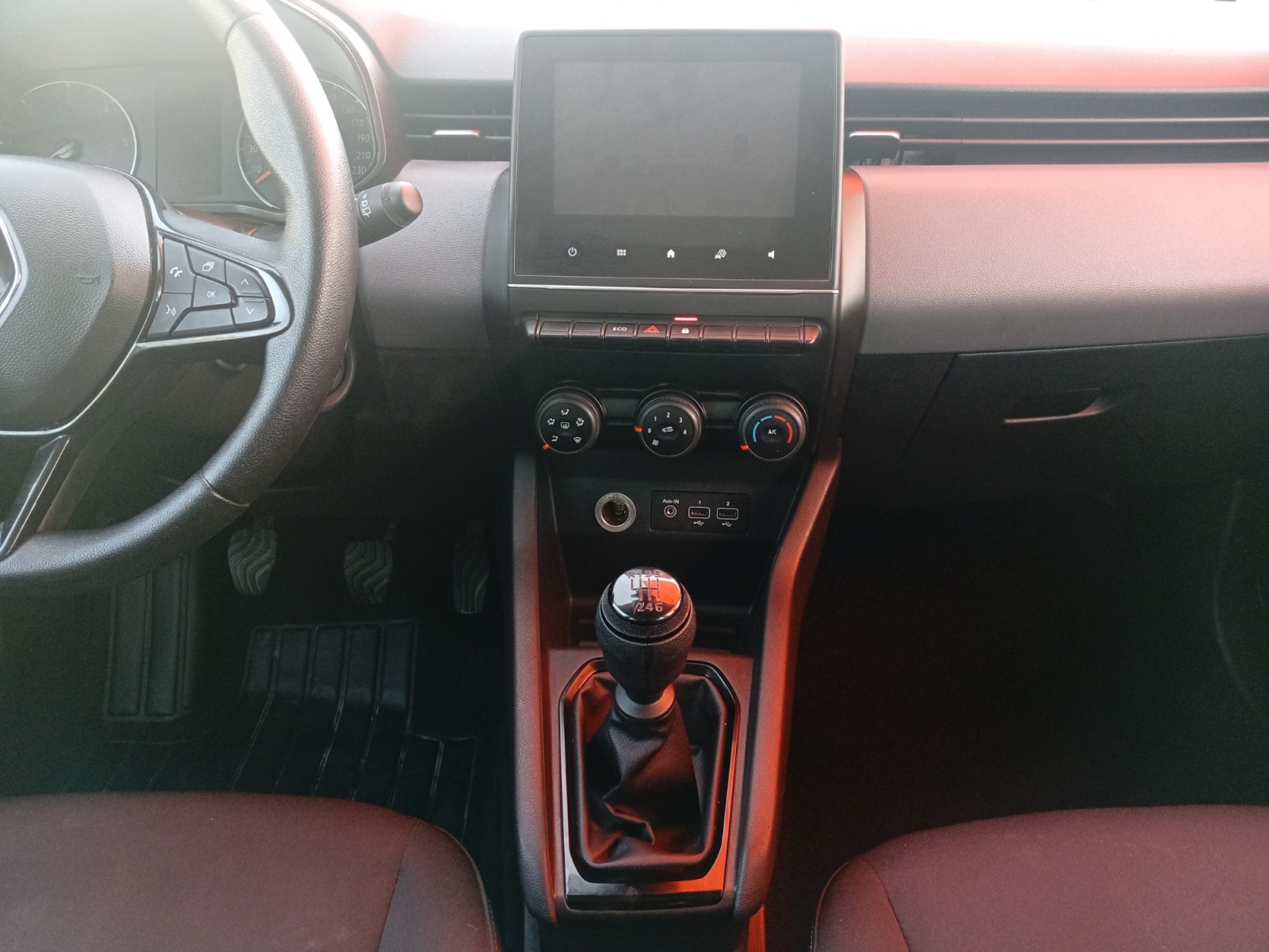 RENAULT CLIO-RENAULT CLIO AUTHENTIC-image-7