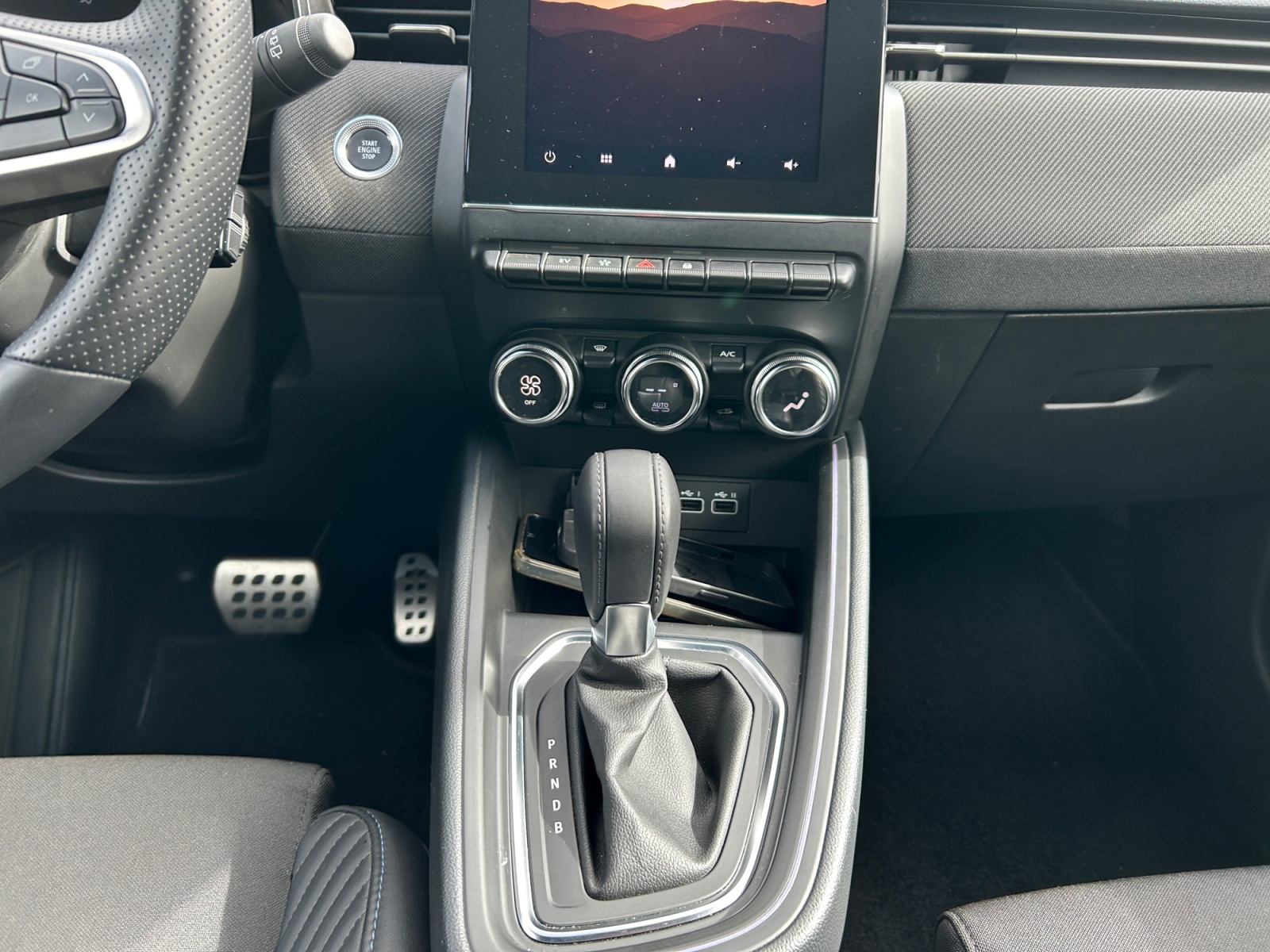 RENAULT CLIO-RENAULT CLIO 1.6 E-TECH 145 HEV ESPRIT ALPINE-image-8