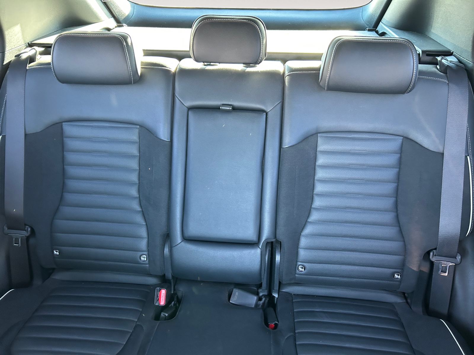 KIA SPORTAGE-KIA SPORTAGE SPORTAGE V - PH1 - 1,6 CRDI GT LIGNE DCT 136CH-image-10