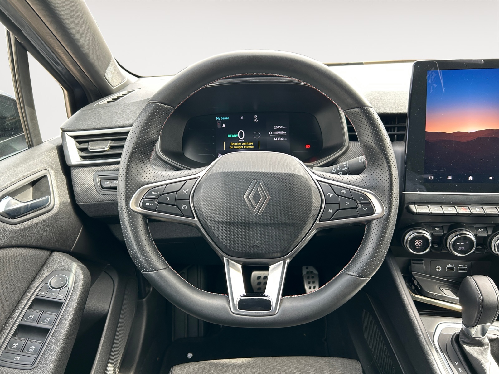 RENAULT CLIO-RENAULT CLIO 1.6 E-TECH 145 HEV ESPRIT ALPINE-image-9