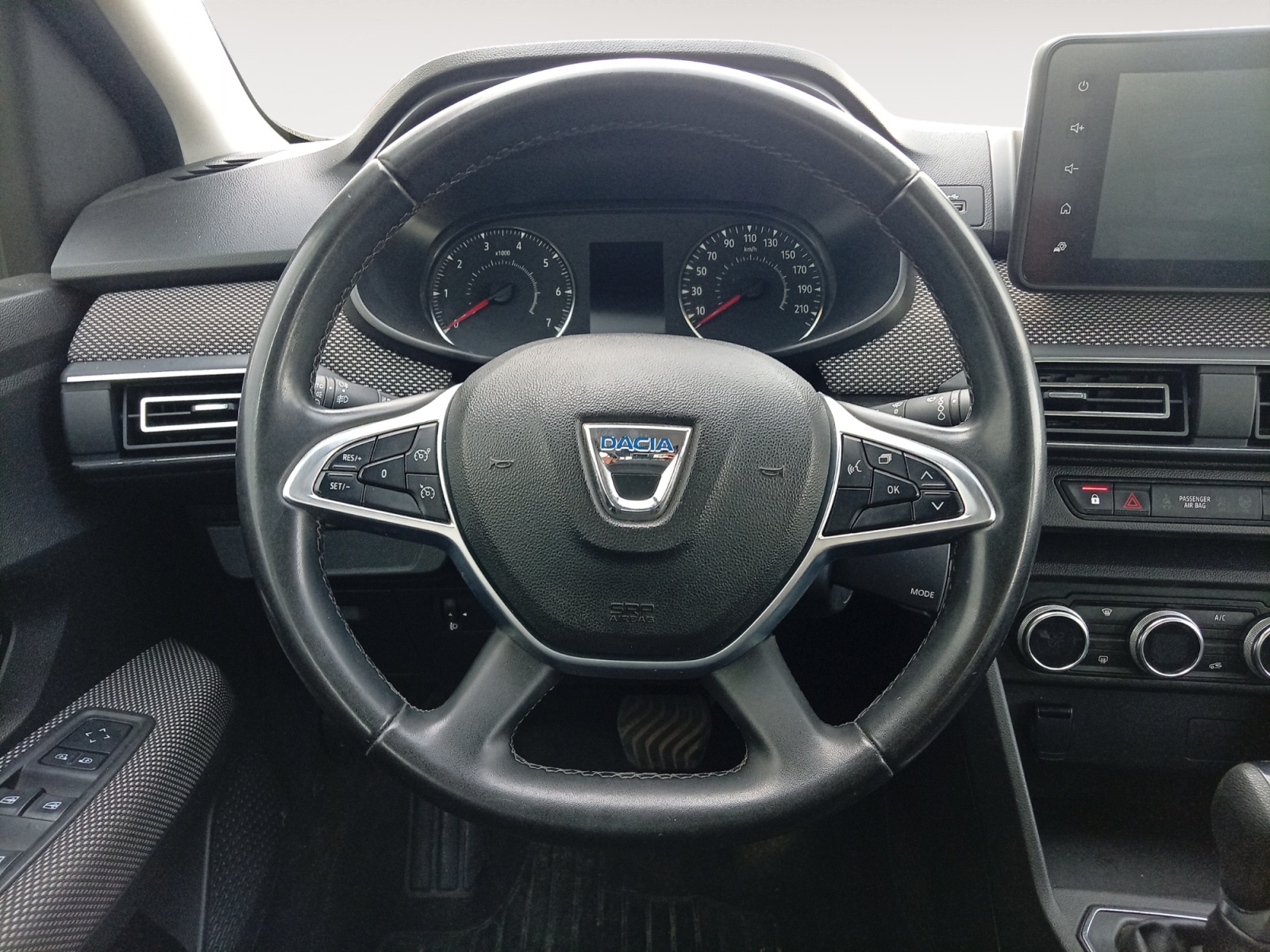 DACIA LOGAN-DACIA LOGAN LOGAN III - PH1 - 1.0 TCE EXPRESSION  BVA 100CH-image-8
