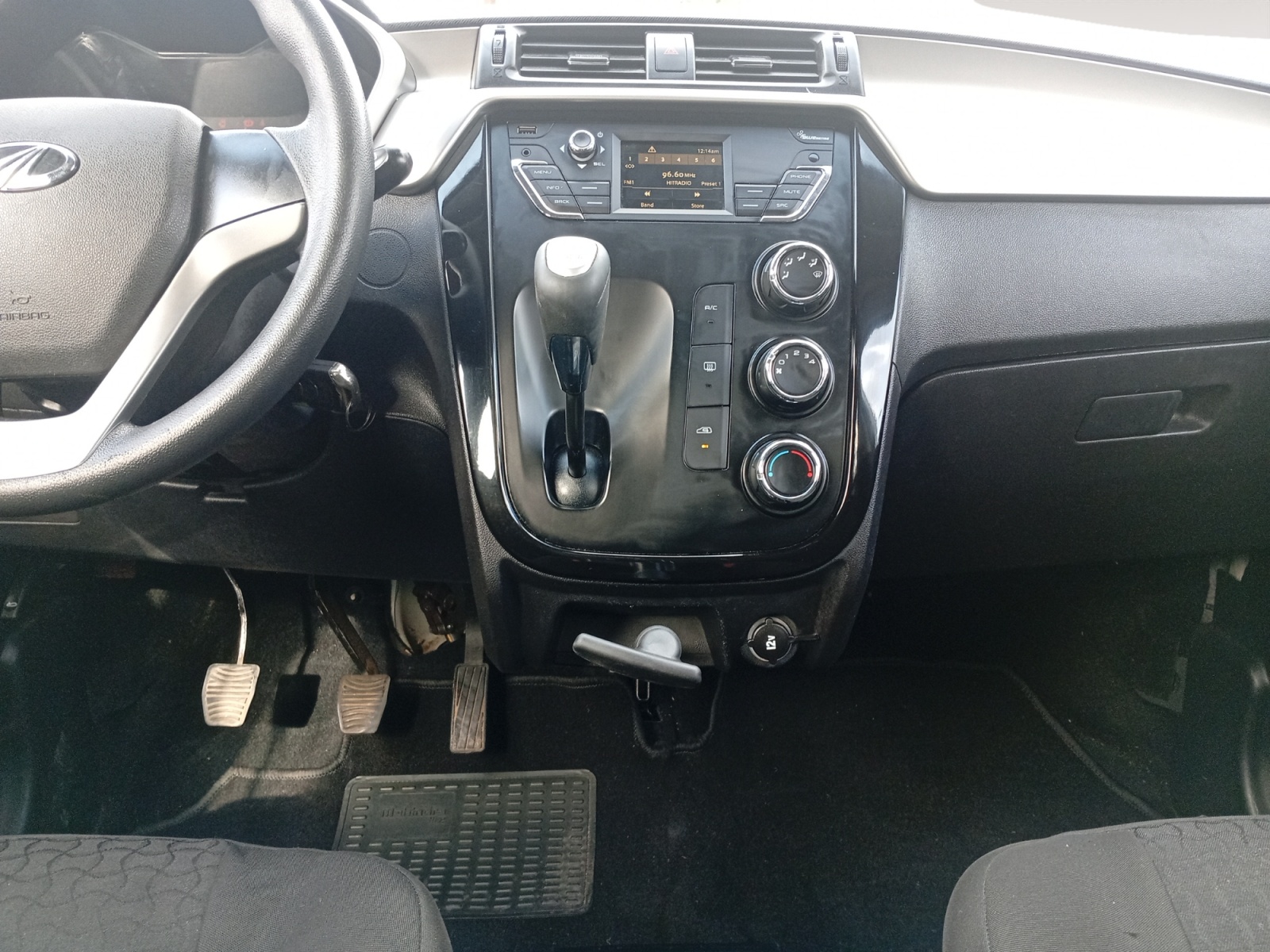 MAHINDRA KUV 100-MAHINDRA KUV 100 KUV 100 I - PH1 - 1.2  MFALCON G80 K8+ BVM 82CH-image-8
