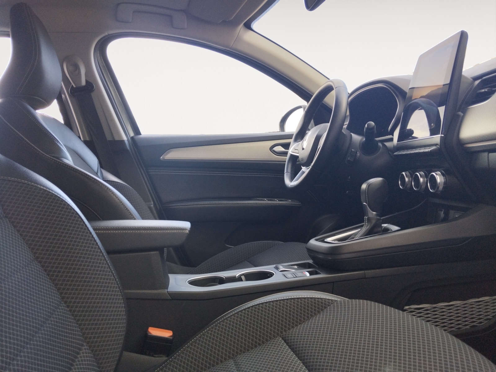 RENAULT ARKANA-RENAULT ARKANA ARKANA I - PH1 - 1.6 E-TECH HEV TECHNO BVA 146CH-image-14