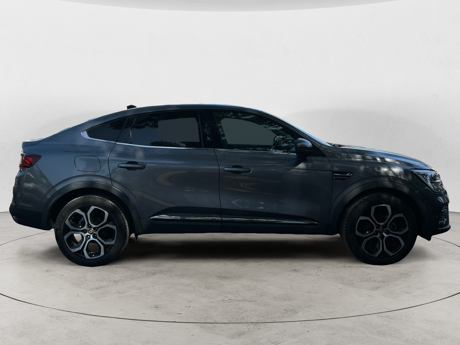 RENAULT ARKANA-RENAULT ARKANA ARKANA I - PH1 - 1.6 E-TECH HEV TECHNO BVA 146CH-image-4