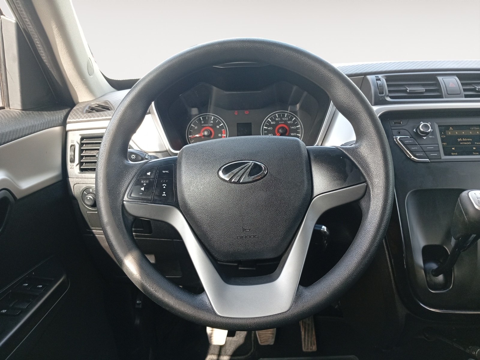 MAHINDRA KUV 100-MAHINDRA KUV 100 KUV 100 I - PH1 - 1.2  MFALCON G80 K8+ BVM 82CH-image-9