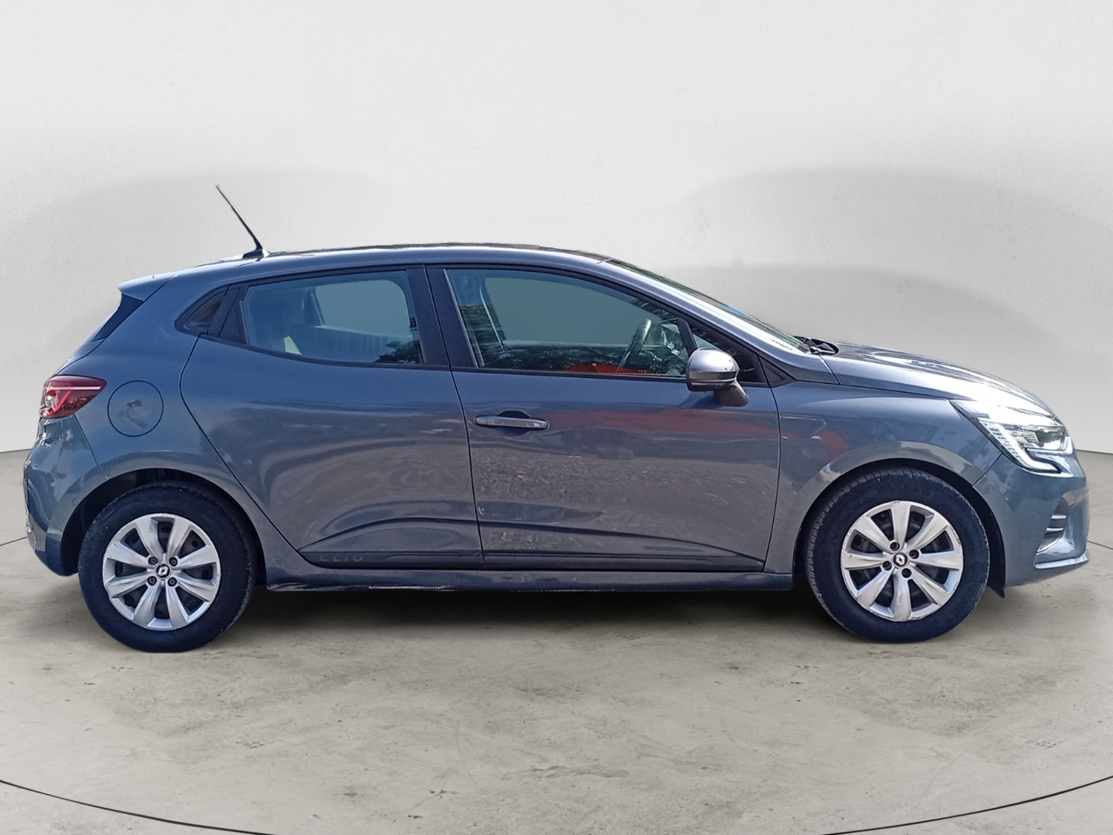 RENAULT CLIO-RENAULT CLIO CLIO V - PH1 - 1.5 DCI AUTHENTIC BVM 115CH-image-4