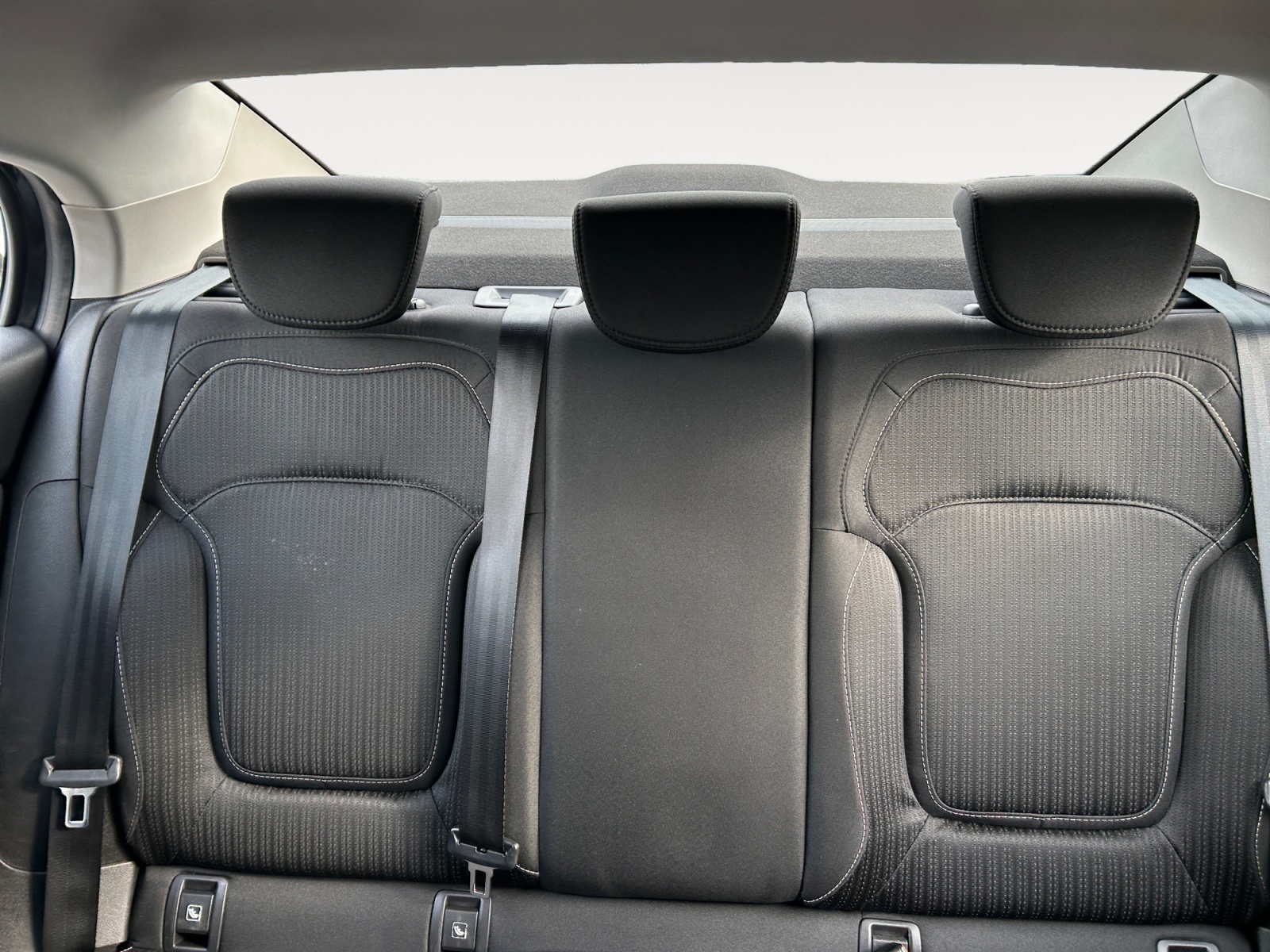 RENAULT MEGANE-RENAULT MEGANE MEGANE SEDAN IV - PH2 - 1.5 DCI AUTHENTIC BVA 114CH-image-10