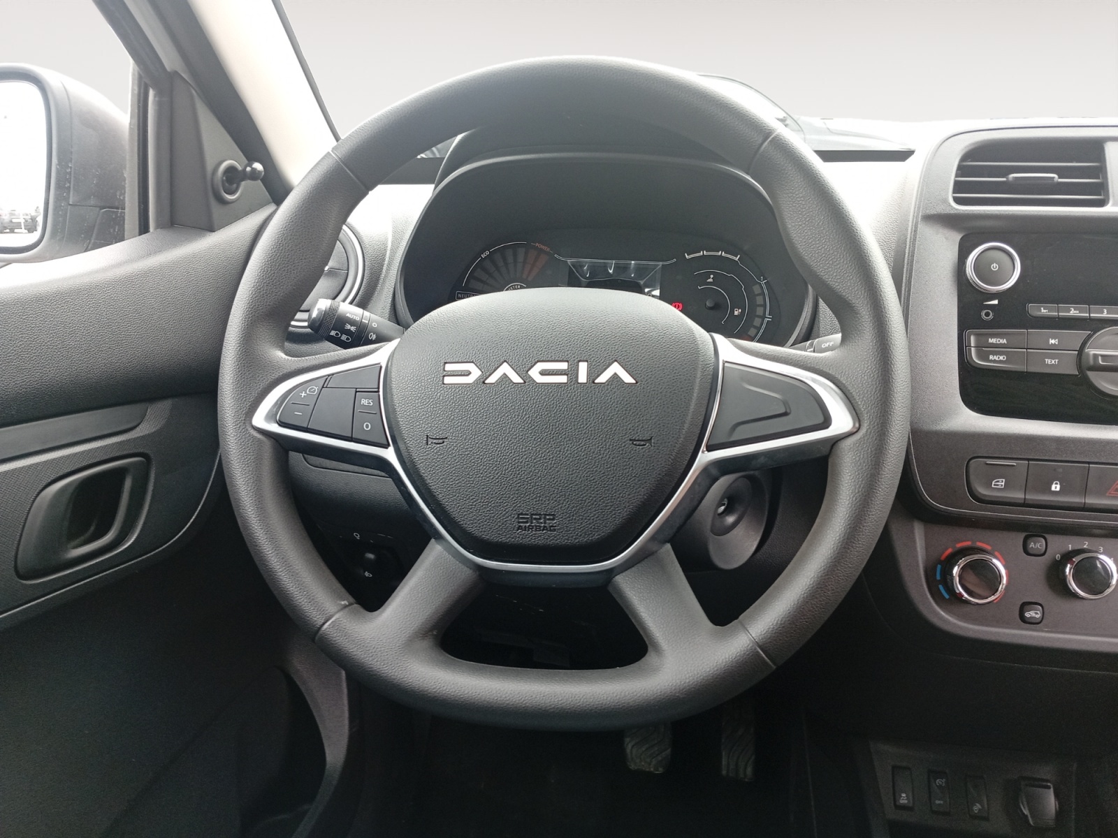 DACIA SPRING-DACIA SPRING SPRING I - PH1 - 65 KW AT CARGO BVA 45CH-image-9