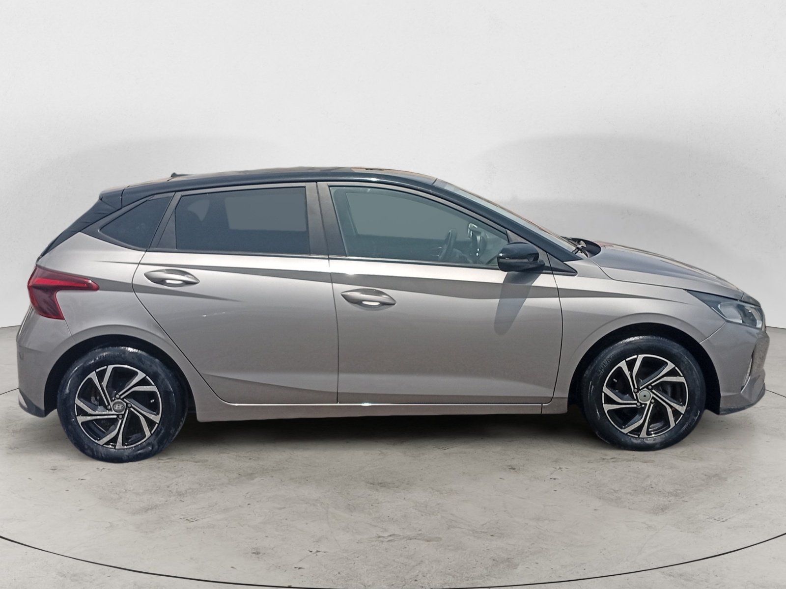 HYUNDAI I20-HYUNDAI I20 I20 II - PH2 - 1.4 MPI INVENTIVE BVA 100CH-image-4
