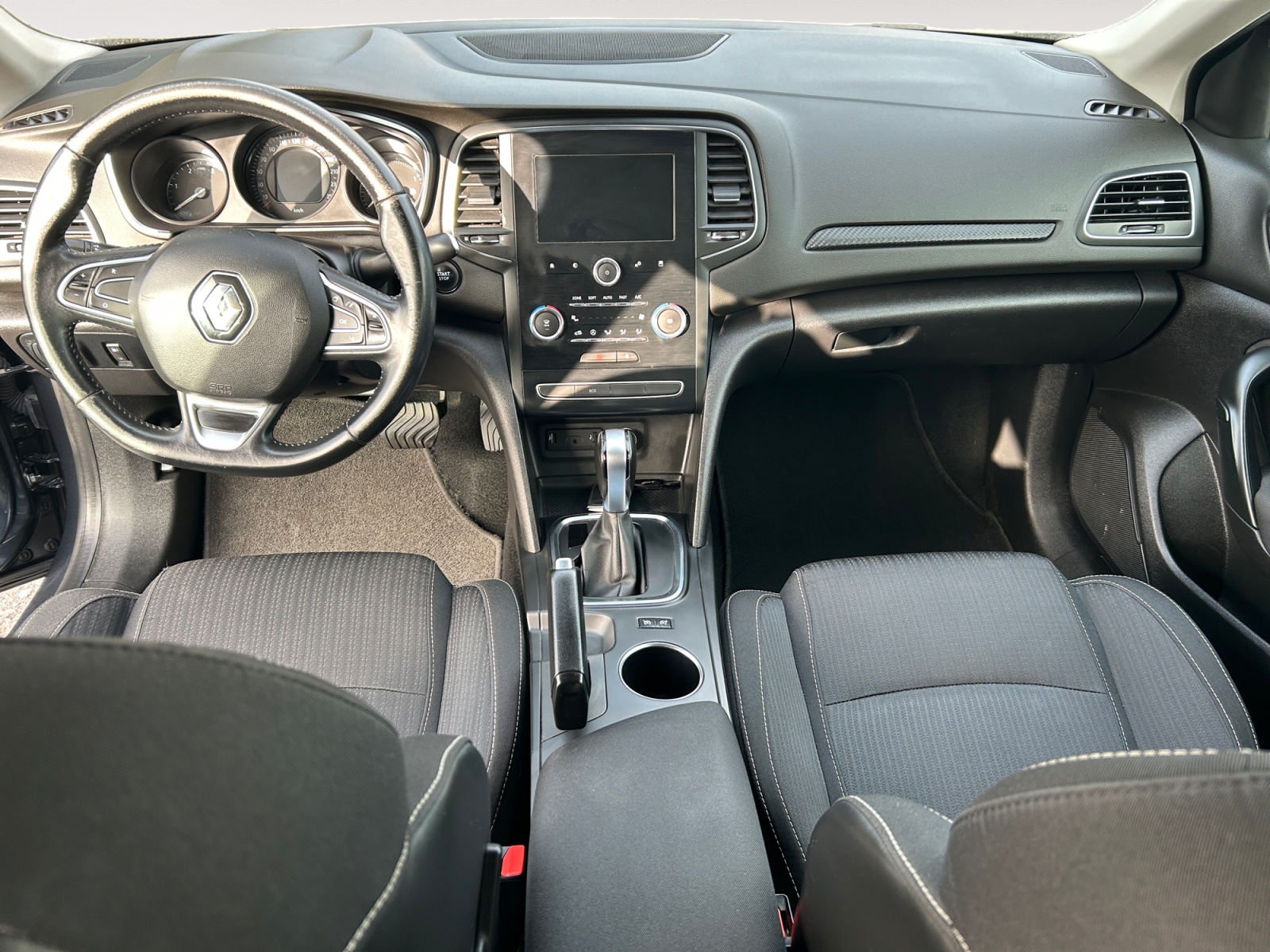 RENAULT MEGANE SEDAN-RENAULT MEGANE SEDAN MEGANE SEDAN IV - PH2 - 1.5 DCI EQUILIBRE BVM 115CH-image-7